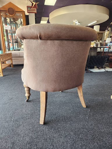 Tufted Chair