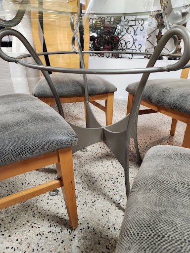 48" Round Glass Dining Set w.Four Chairs