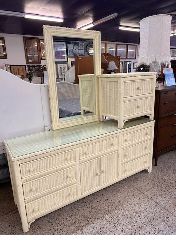 Henry Link Dresser with Mirror