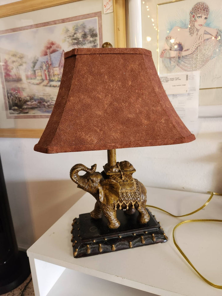 Elephant table lamp, brown shade, 22" tall