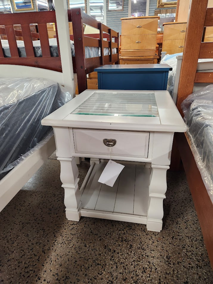 American Signature Cottage Style  End Table