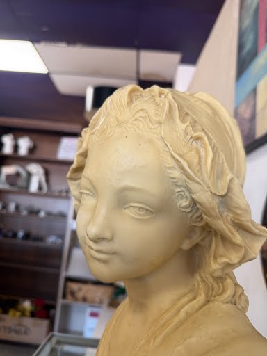 17"H Statue