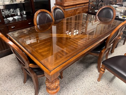 Dining Set Cindy Crawford w. 6 Chairs