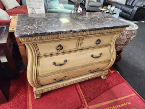 4 Drawer beige Bombay Chest