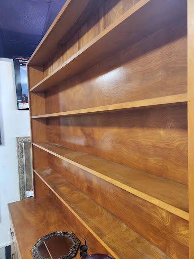 Display Unit w. Hutch 90" Height