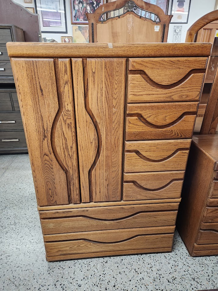Armoire