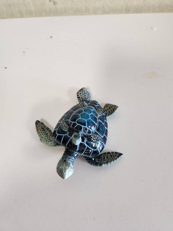 Blue Seaturtles With Baby