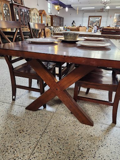 Pier 1 Imports Dining Set w. Four Chairs