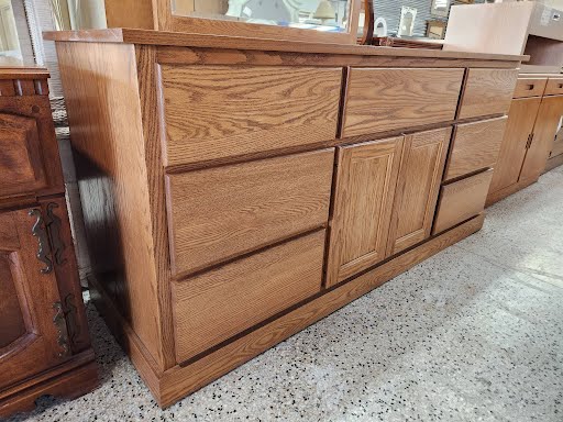 7-Drawer Mission Style Dresser with Mirror