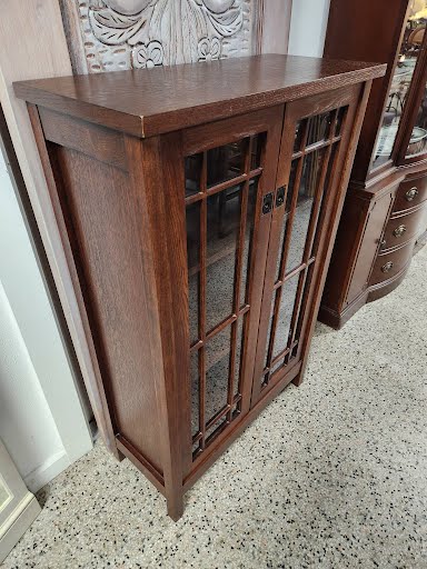 31W" Short Bar Cabinet