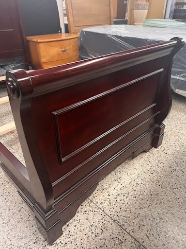 Twin Sleigh  Bed