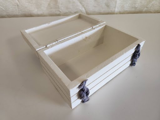 7" Shiplap Keepsake Box