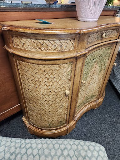 43W" Entry Cabinet - Coastal Palm