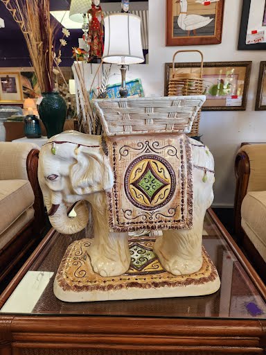 Elephant Plant Stand / Statue