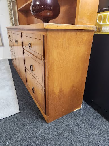 Display Unit w. Hutch 90" Height