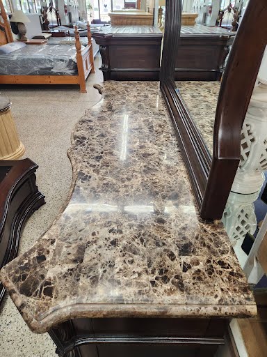 HAVERTY'S Dark Wood Bed Set KING 4 Pieces