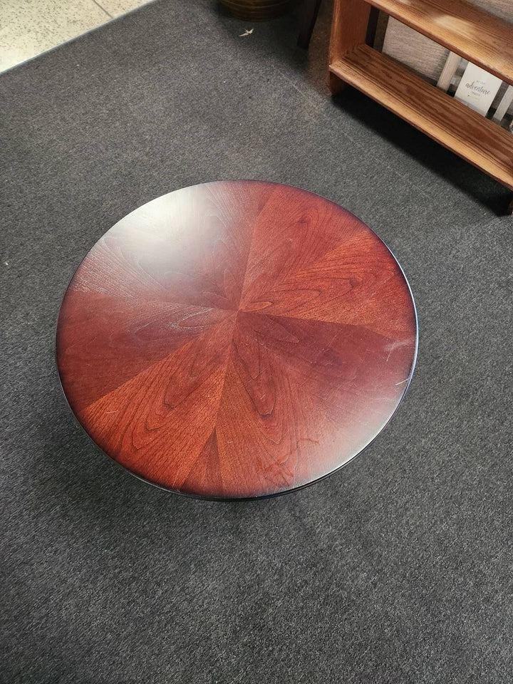 20" Round End Table