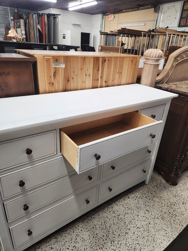 Stanley Furniture Dresser