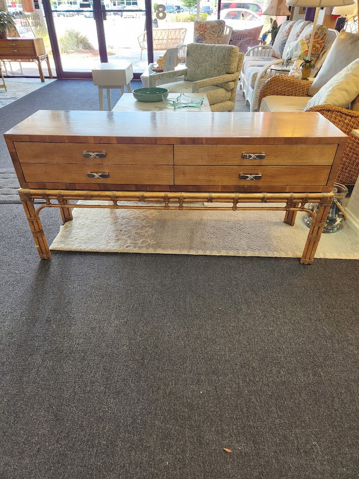 Henredon Style Bench With 4 Drawers