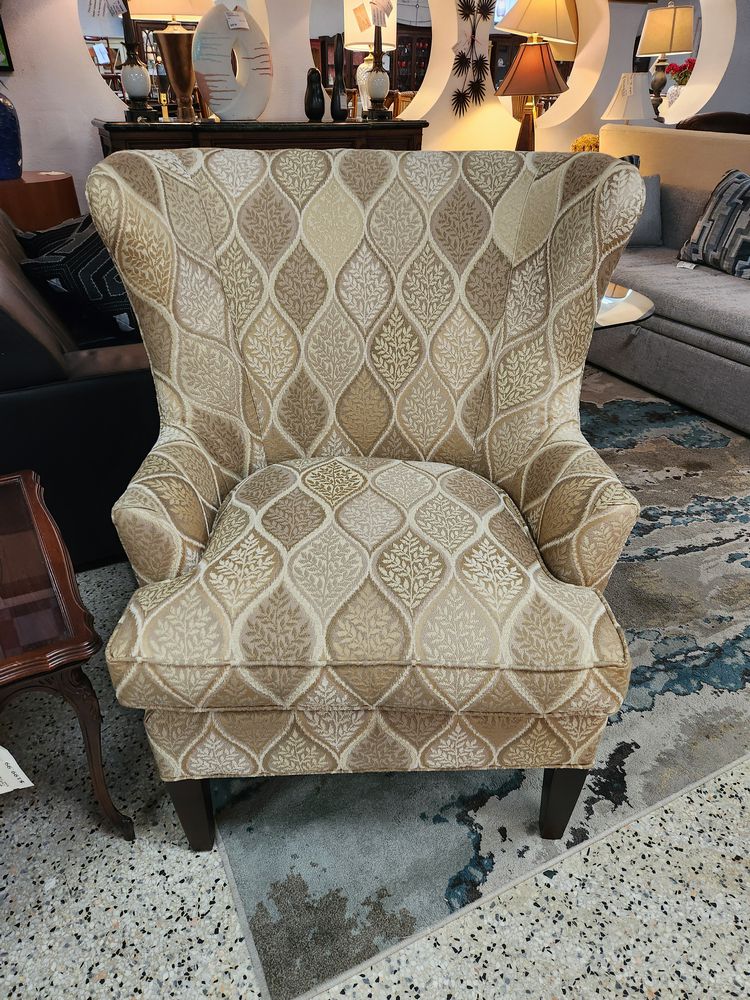 Beige Print Haverty's Chair