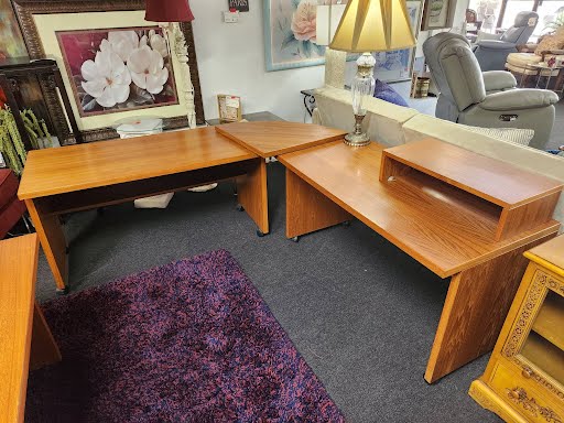 4 Pieces- L Shape Desk