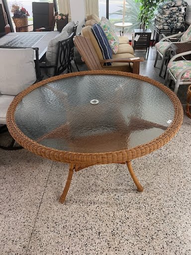 48" round Outdoor Table