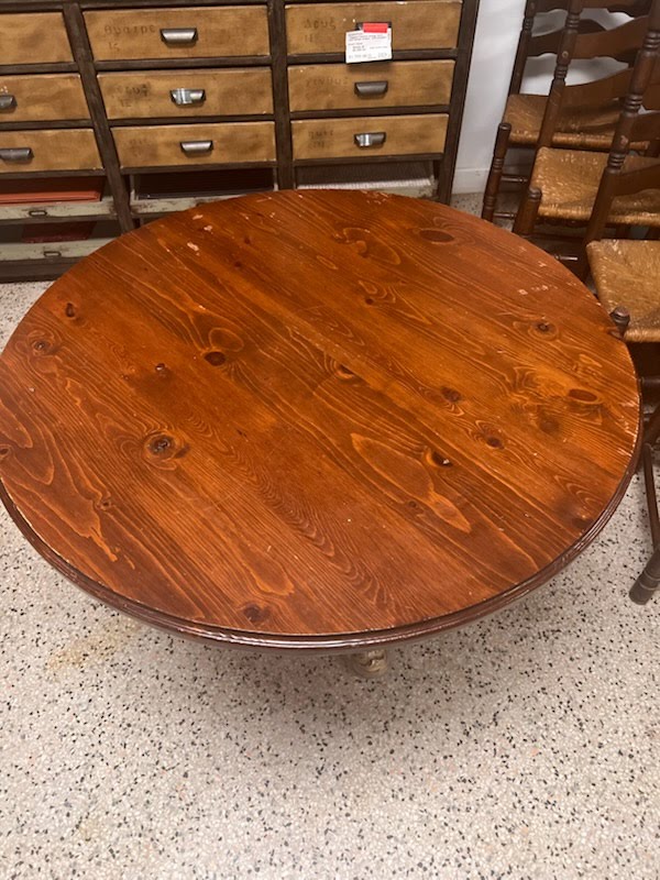 40" Round Dining Table