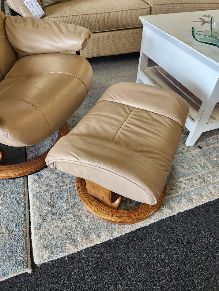 Tan Leather Ekornes Chair
