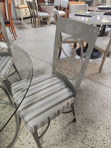 48" Round Glass Top Metal Base Dining Set