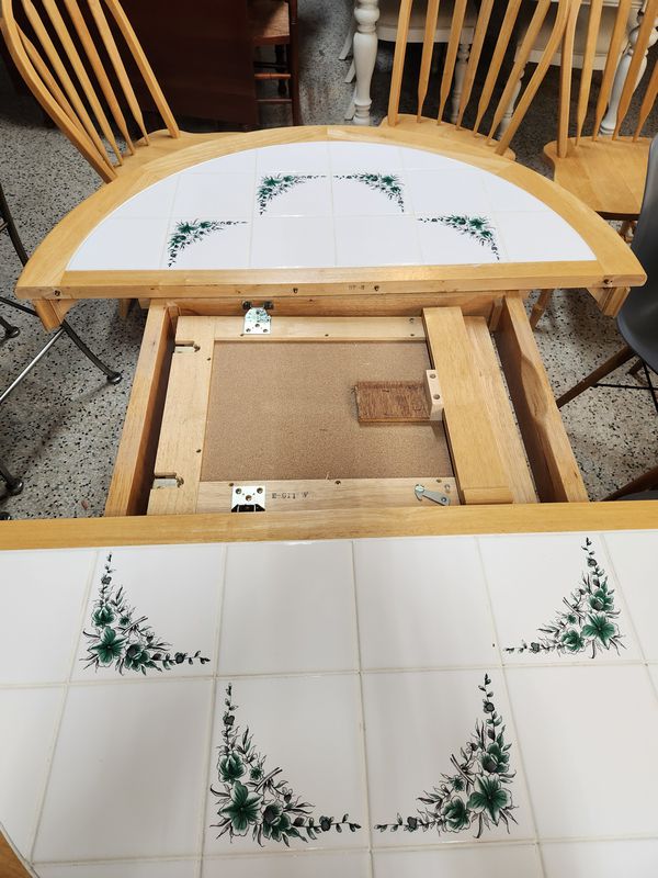 Maple Wood Dining Set