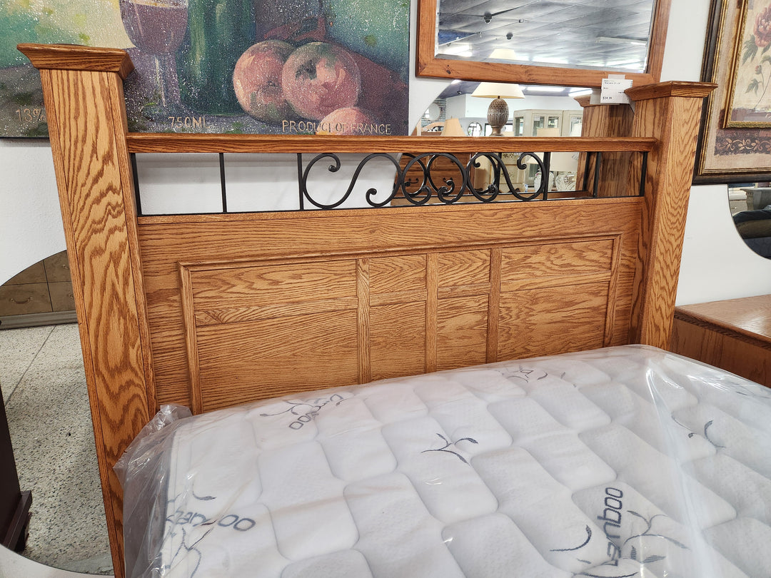 Oak Wood Thornwood Bed Sizes Queen Bed Set