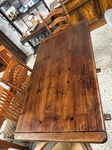 60x33" Trestle Table Dining Set