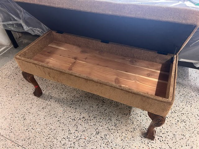 Cedar Upholster Bench