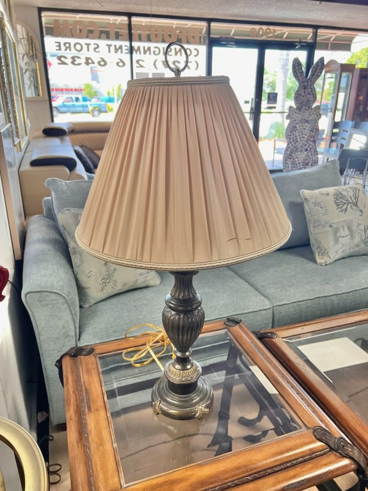 Traditional Table Lamp