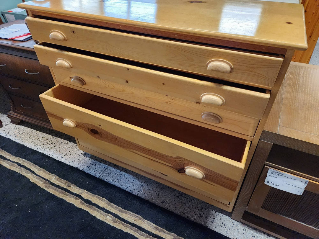 Custom Pine 5 Drawer Dresser