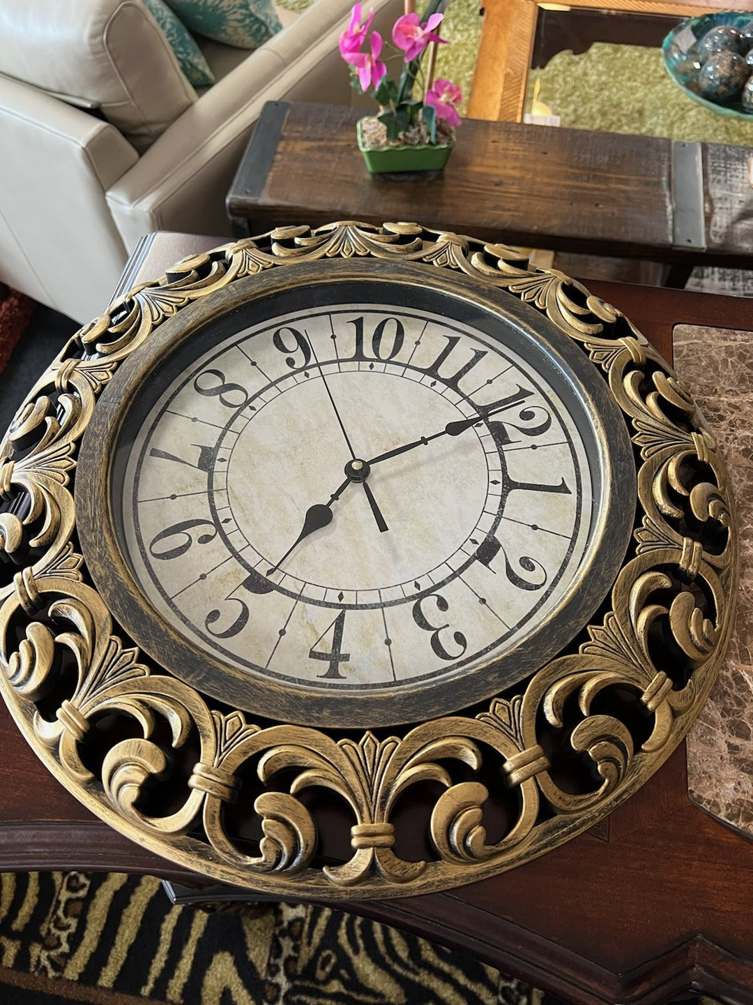 Gold scroll plastic clock
