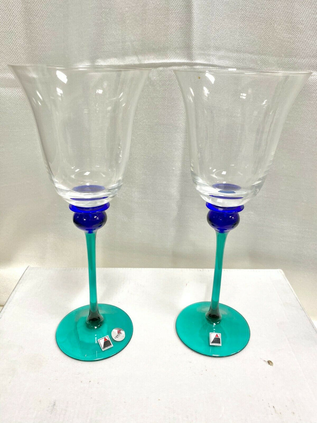 Set/2 Signed 10oz Water Goblet Opus "Mardi Gras" Clear Green Stem