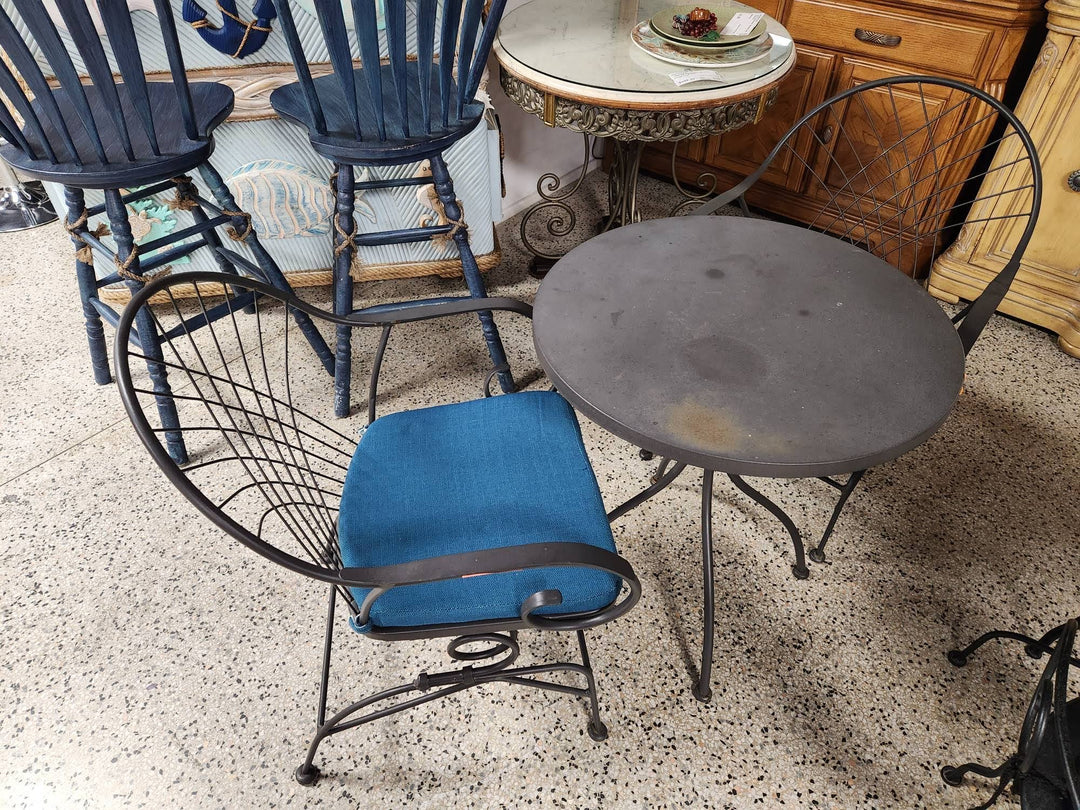 Outdoor Iron Table and Chairs
