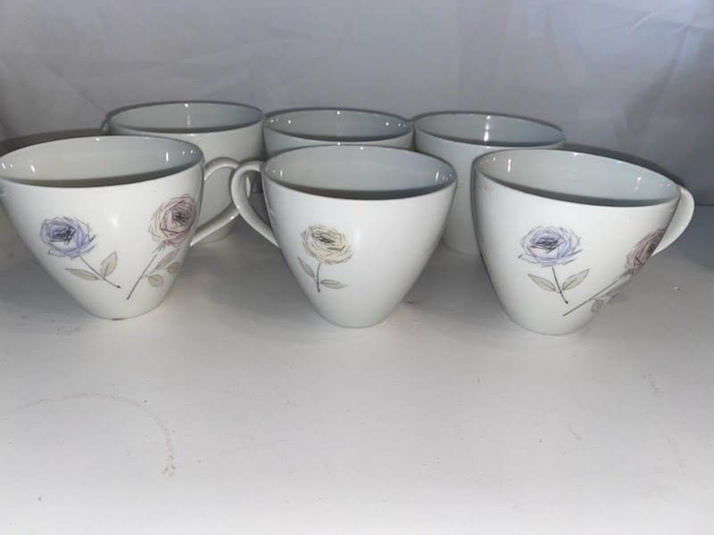 Chinaware teacups (each)