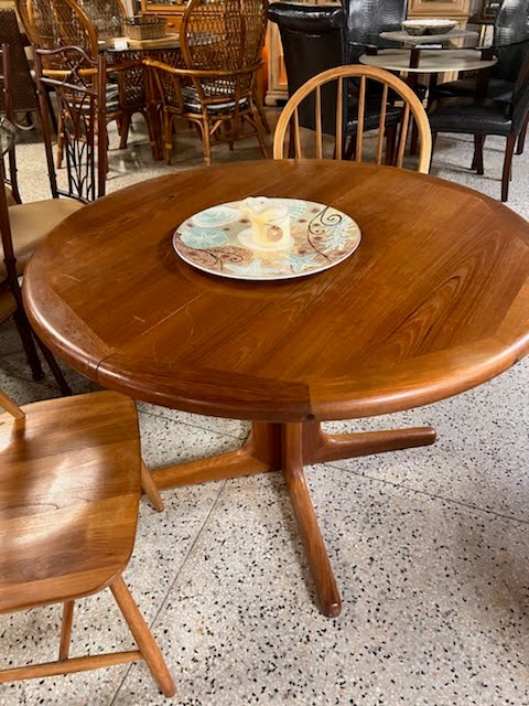 Teak Danish Vintage 42" Round Dining Table