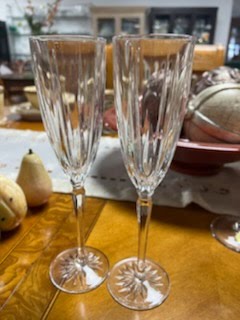 Set/2 Cut Champagne Glasses