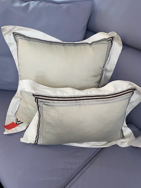 SET/2 Feather pillows