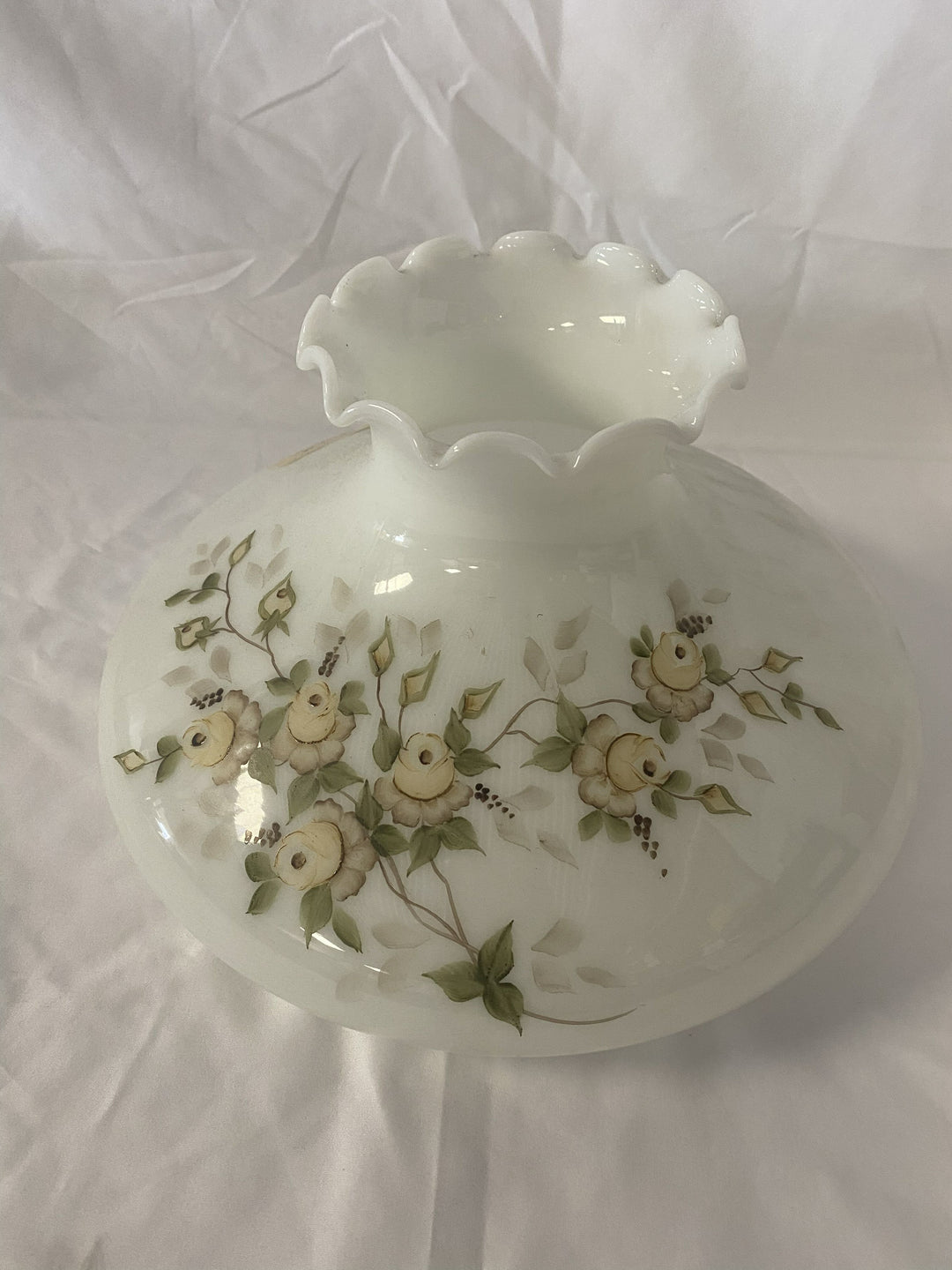 Vintahe Porcelain Floral Lamp Shade