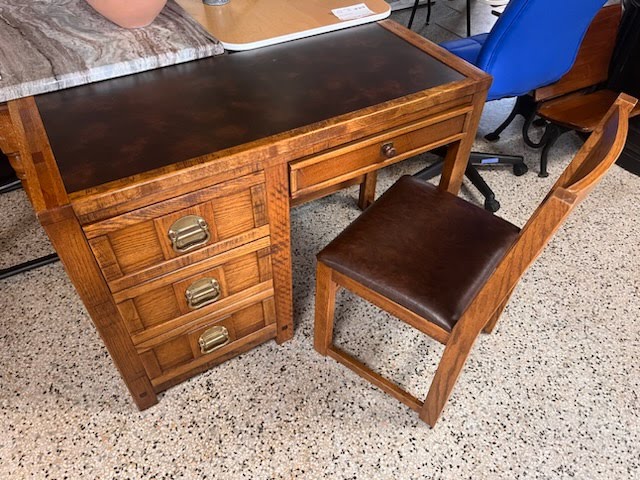 Desk with Hutch