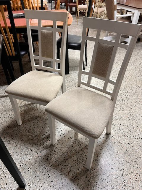SET OF 2 White Dining Chairs
