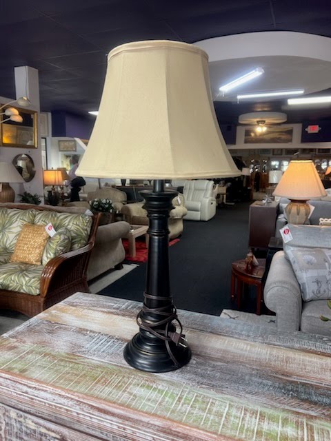 28" tall Table Lamp