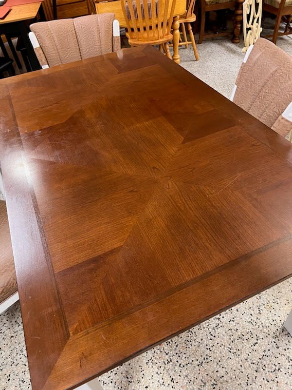 Two tone Dining Table with Four Chairs